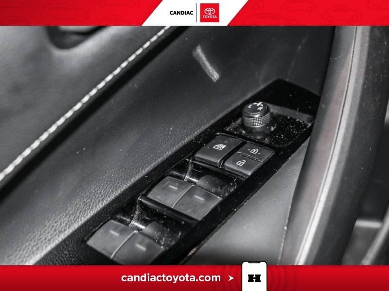 Toyota Corolla 2023 Noir Saint-Eustache - photo #17