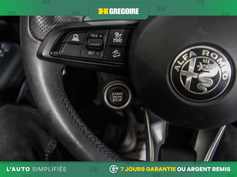 Alfa Romeo Stelvio 2022 Noir Laval - photo #16