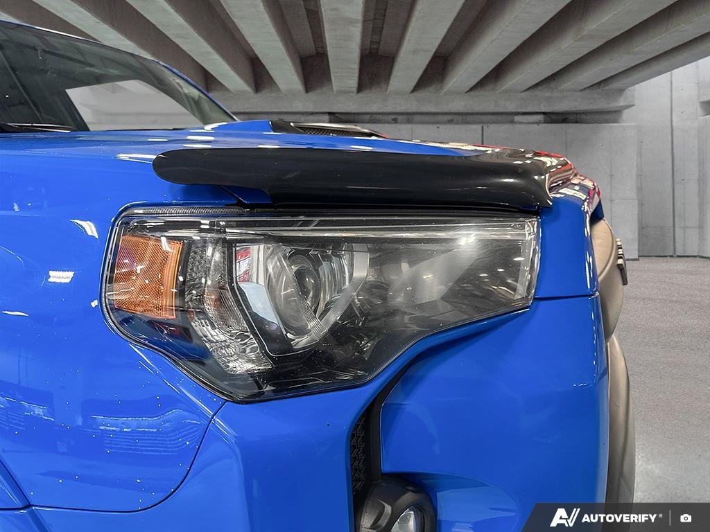 2019 Toyota 4Runner 2600954A | 4WD Blue Edmonton - photo #7