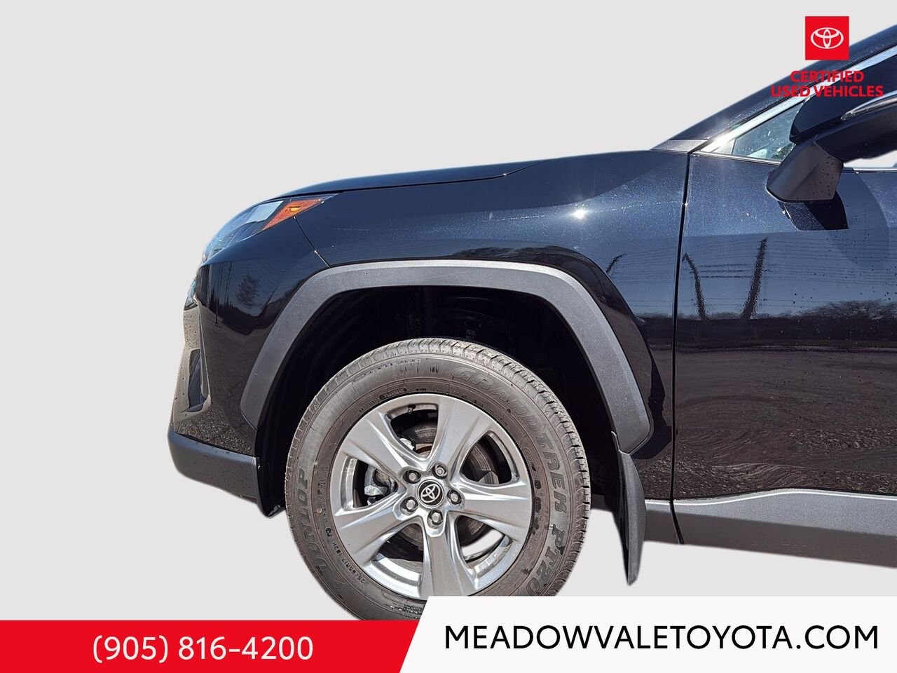 2025 Toyota RAV4 Sunroof, Power Drivers Seat, Heated Front Seats and Steering Wheel, Power Trunk, 17" Alloy's Midnight Black Metallic Mississauga - photo #35
