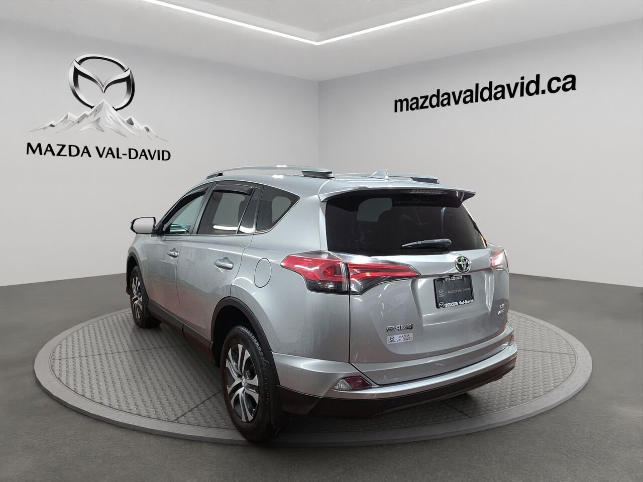 2017 Toyota RAV4 Traction intégrale 4 portes LE, caméra de recul, sièges chauffant, commande audio au volant Grey Val-David - photo #18