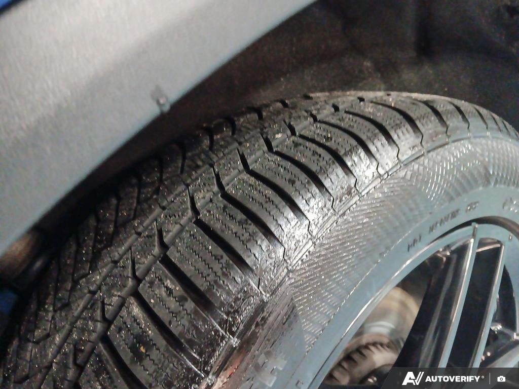 2019 Mercedes-Benz GLC 300 2601954A | GLC 300 Blue Edmonton - photo #6