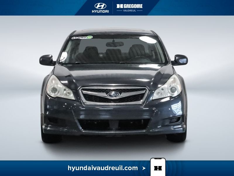 2010 Subaru Legacy Grey Laval - photo #2