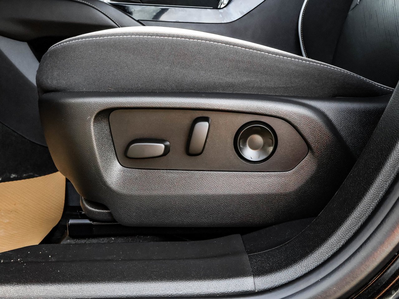 2026 Buick Envision AWD 4dr Sport Touring Black Sherwood Park - photo #21
