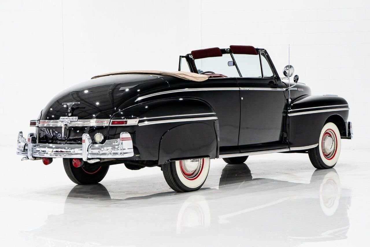 Mercury Eight **PRICE IN USD** 1947 Noir Montréal - photo #42