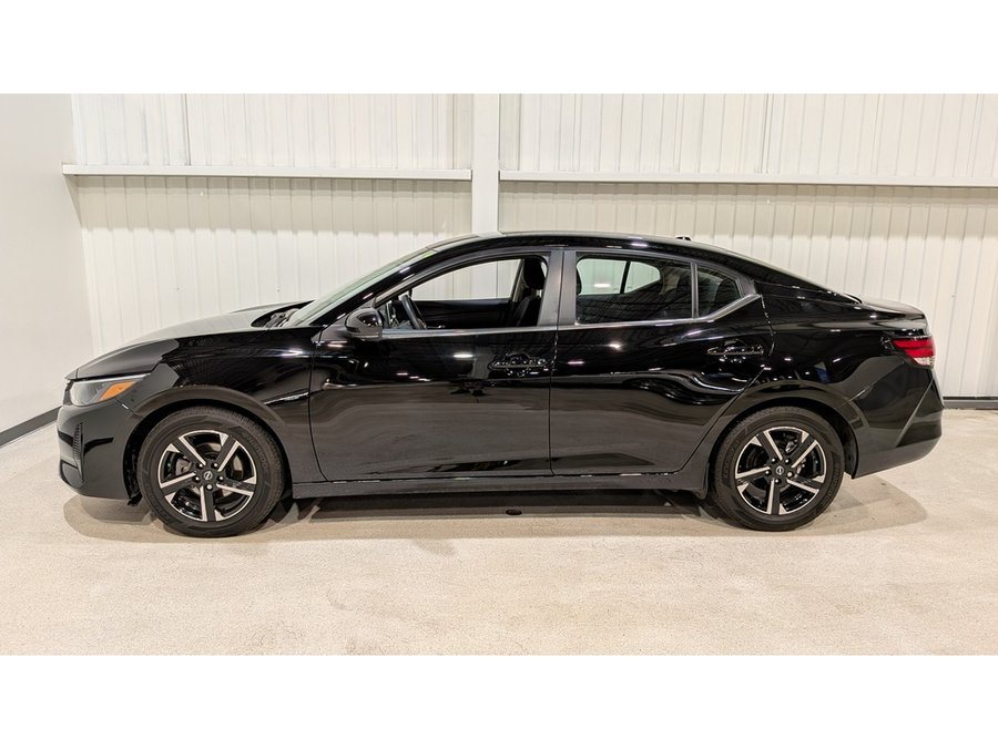 2024 Nissan Sentra Black