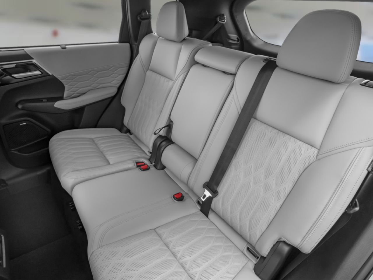 2026 Mitsubishi Outlander White Diamond/Black Roof Sainte-Agathe-des-Monts - photo #12