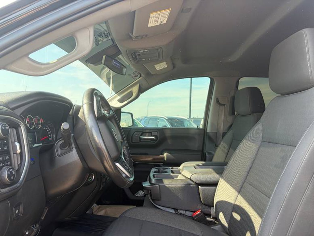 2021 Chevrolet Silverado 1500 4WD Crew Cab 147 RST Black Sherwood Park - photo #5