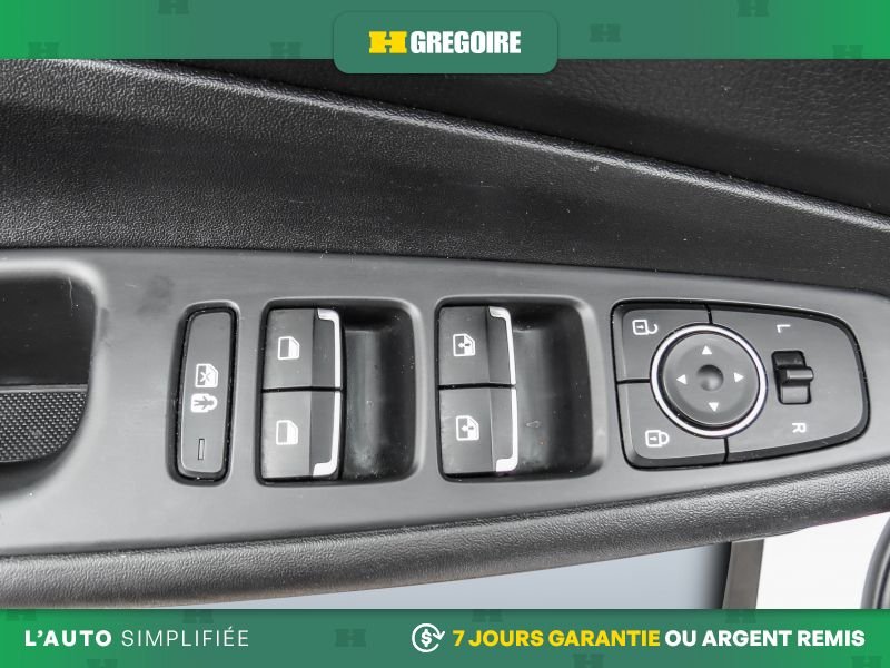 Hyundai Santa Fe 2022 Blanc Saint-Eustache - photo #13