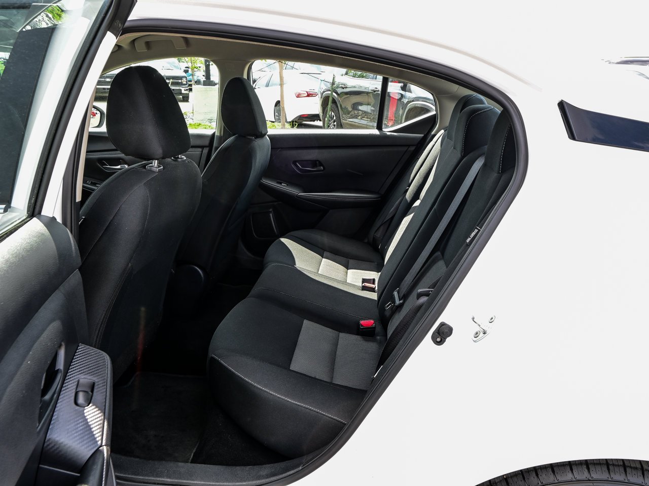 2024 Nissan Sentra SV CVT White Sherwood Park - photo #29