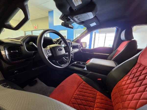 Ford F-150 2026 Noir agate métallisé