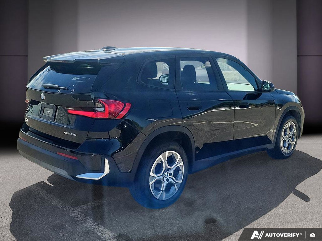 BMW X1 WBX73EF03P5W40164 2023 Noir Mirabel - photo #4