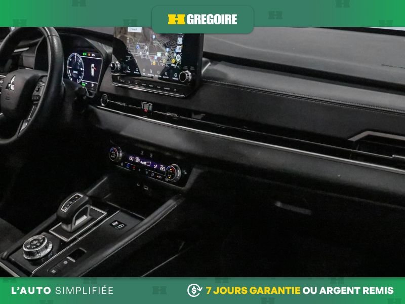 Mitsubishi Outlander PHEV 2024 Saint-Eustache - photo #35