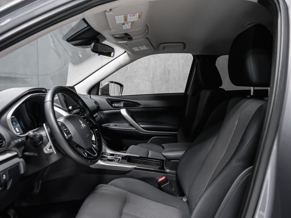 2024 Mitsubishi Eclipse Cross SE Grey Montreal - photo #11