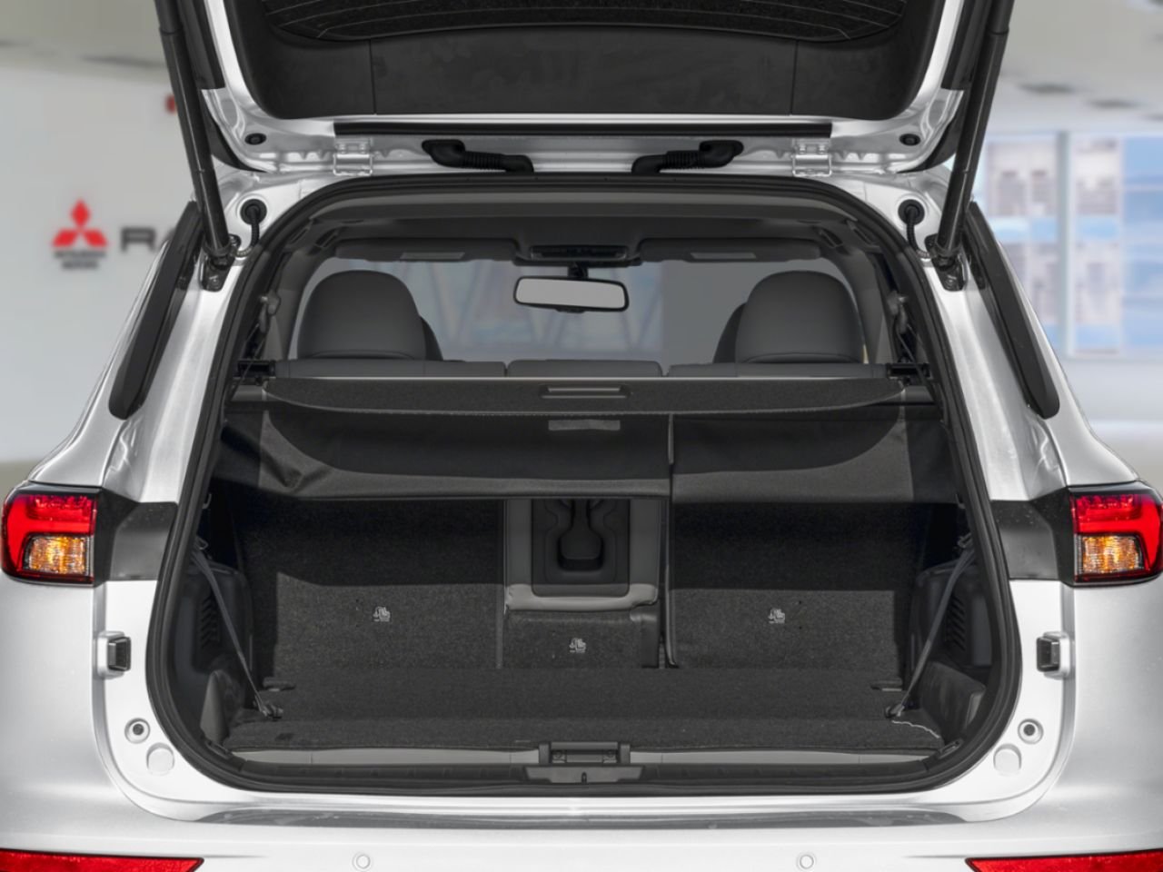 2026 MITSUBISHI Outlander Plug-In Hybrid Graphite Grey/Black Roof Gatineau - photo #3