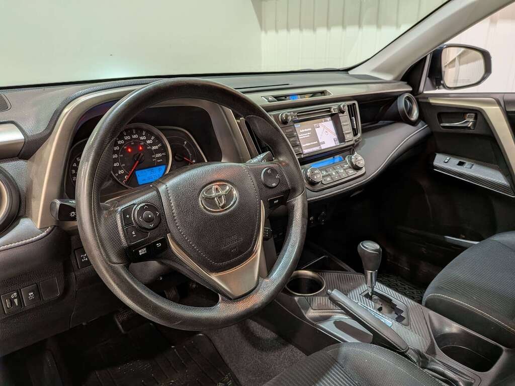 2015 Toyota RAV4 AWD 4dr XLE Grey Val-David - photo #15