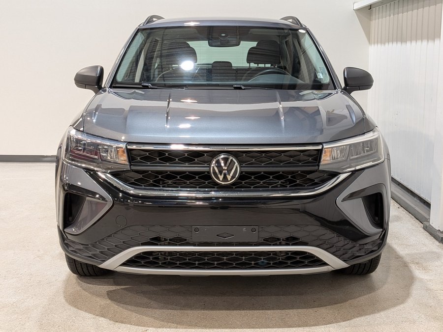 2024 Volkswagen Taos Grey