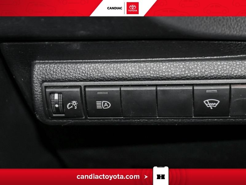 Toyota Corolla 2023 Noir Saint-Eustache - photo #18