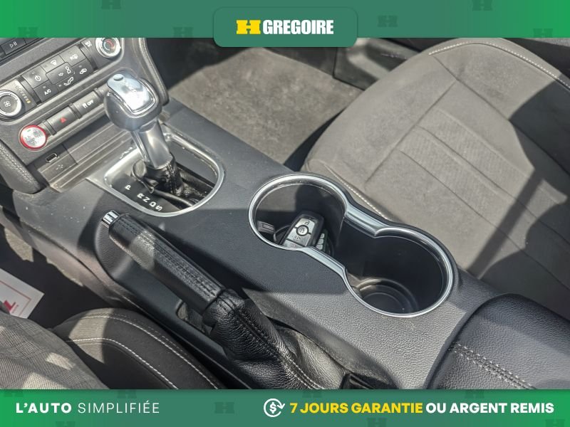 2021 Ford Mustang White Saint-Eustache - photo #19
