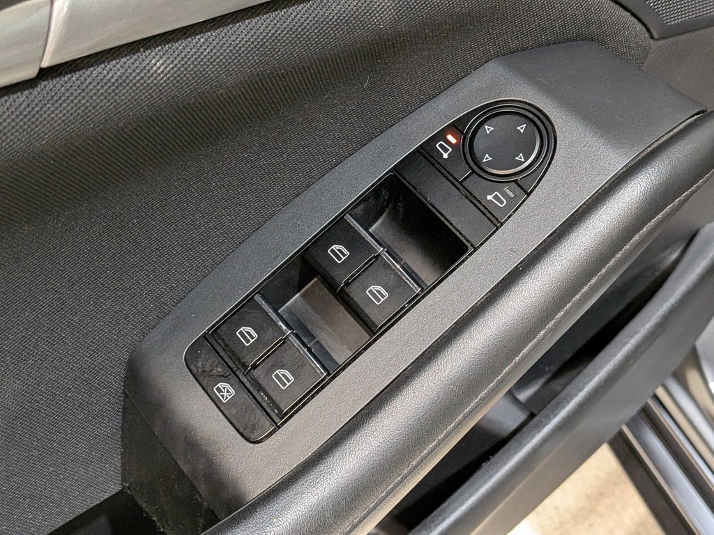 2019 Mazda Mazda3 GX Auto FWD Grey Val-David - photo #30