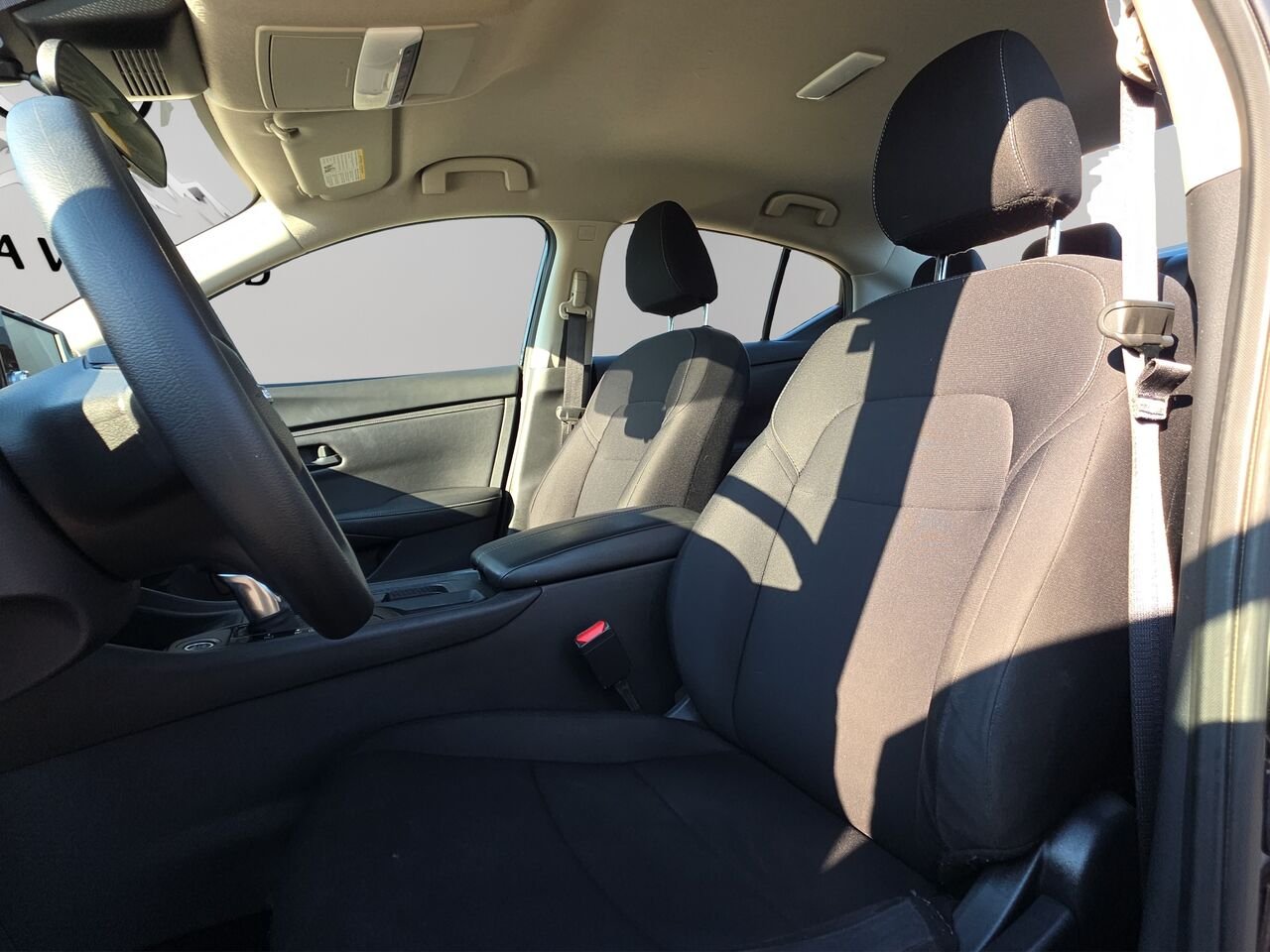 Nissan Sentra S Plus CVT, caméra de recul, commande audio au volant, Apple Carplay 2024 Noir Val-David - photo #6