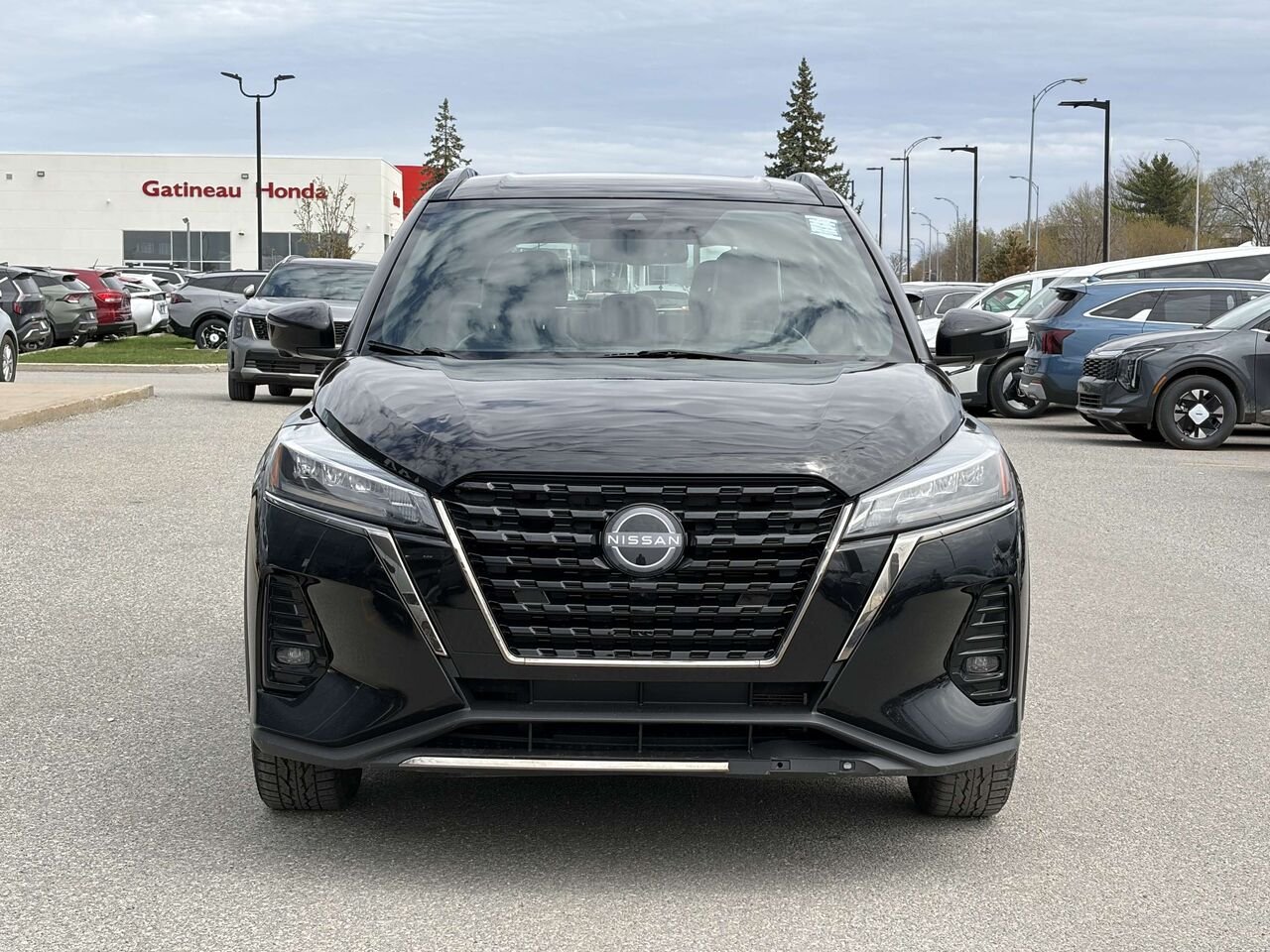 2023 Nissan Kicks Black Gatineau - photo #1