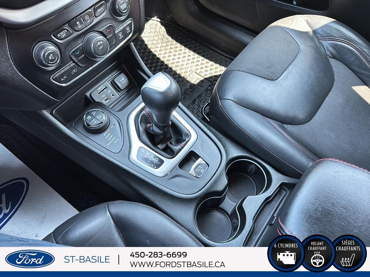 2018 JEEP CHEROKEE Black Saint-Basile-le-Grand - photo #26