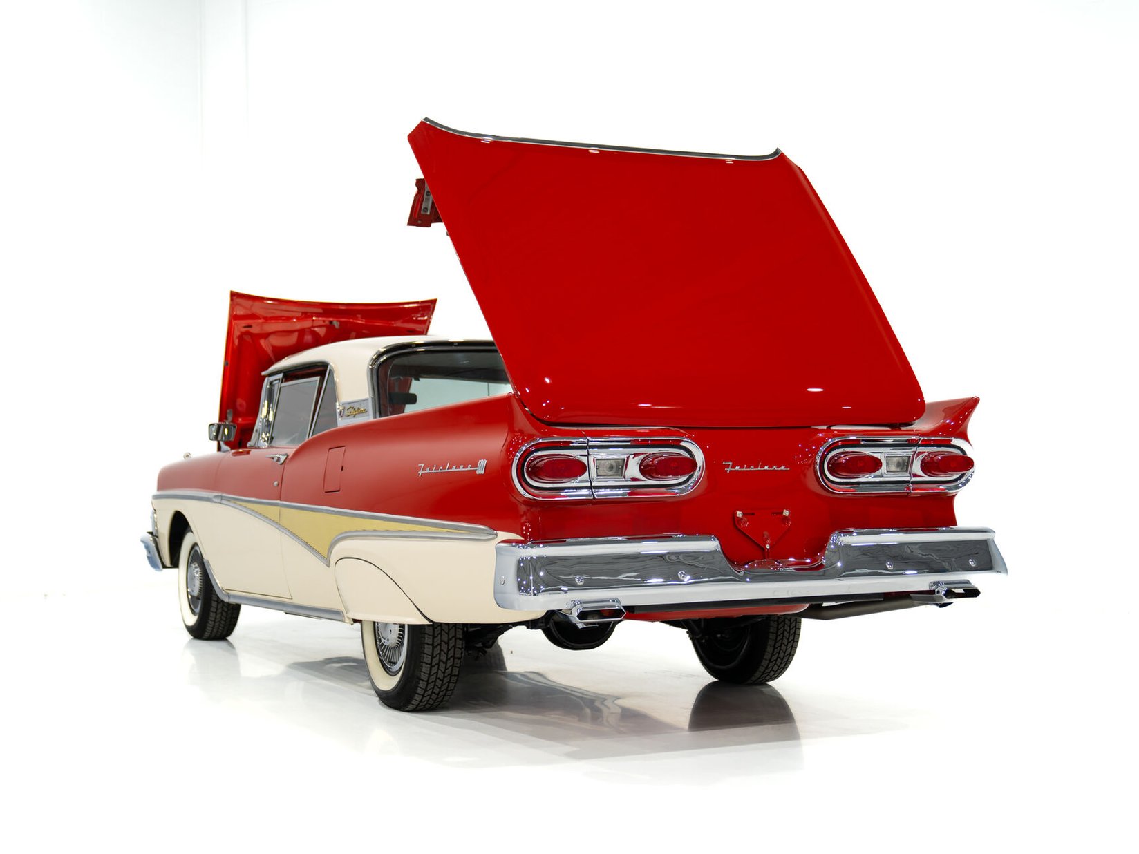 1958 Ford Fairlane 500 Skyliner Interceptor de police 352 CID Entièrement restaurée **PRIX EN USD** Montreal - photo #27