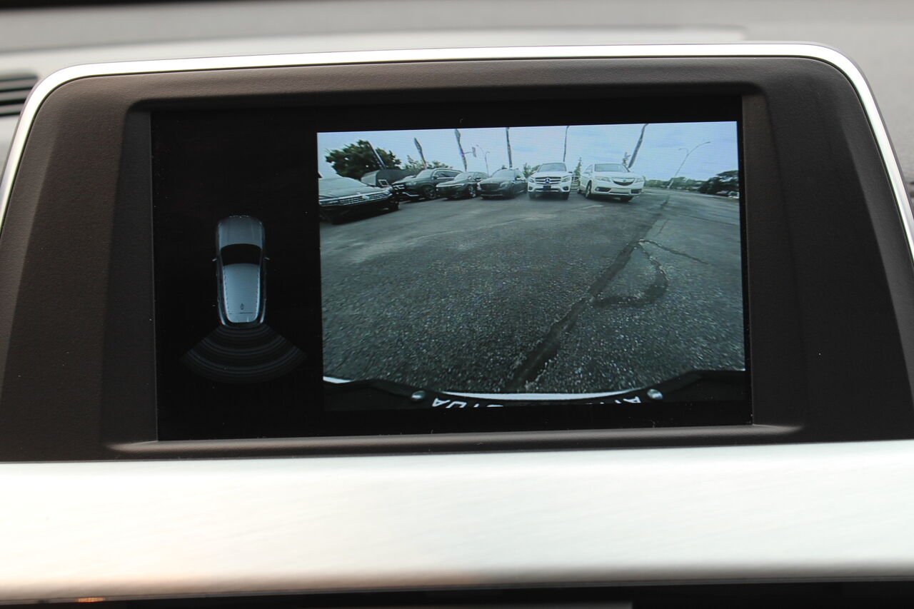 2018 BMW X2 VIN: WBXYJ5C35JEF73862 White Sainte-Rose - photo #17