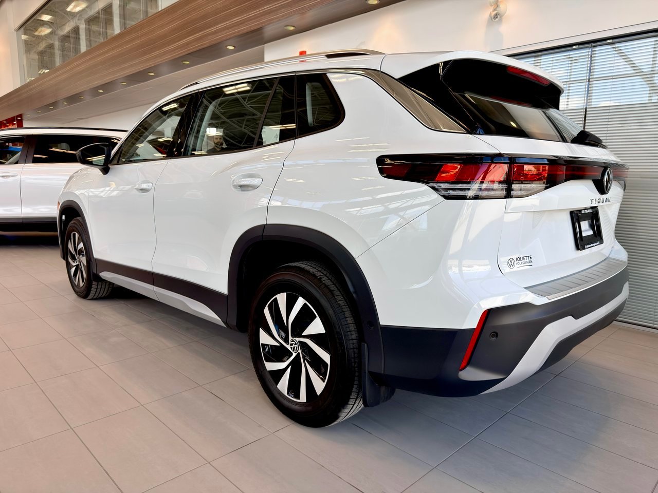 2025 Volkswagen Tiguan Notre-Dame-des-Prairies - photo #7