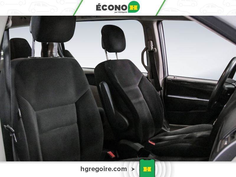 2019 Dodge GR Caravan White Laval - photo #21