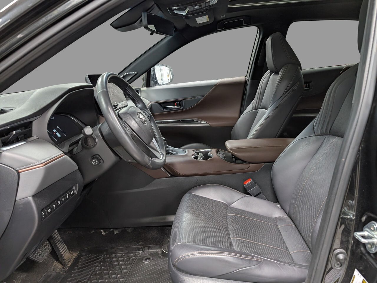 2023 Toyota Venza Hybride JTEAAAAH5PJ150147 Celestial Black Sherbrooke - photo #8