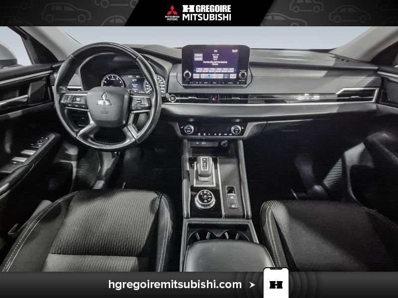 2022 Mitsubishi Outlander Grey Blainville - photo #23