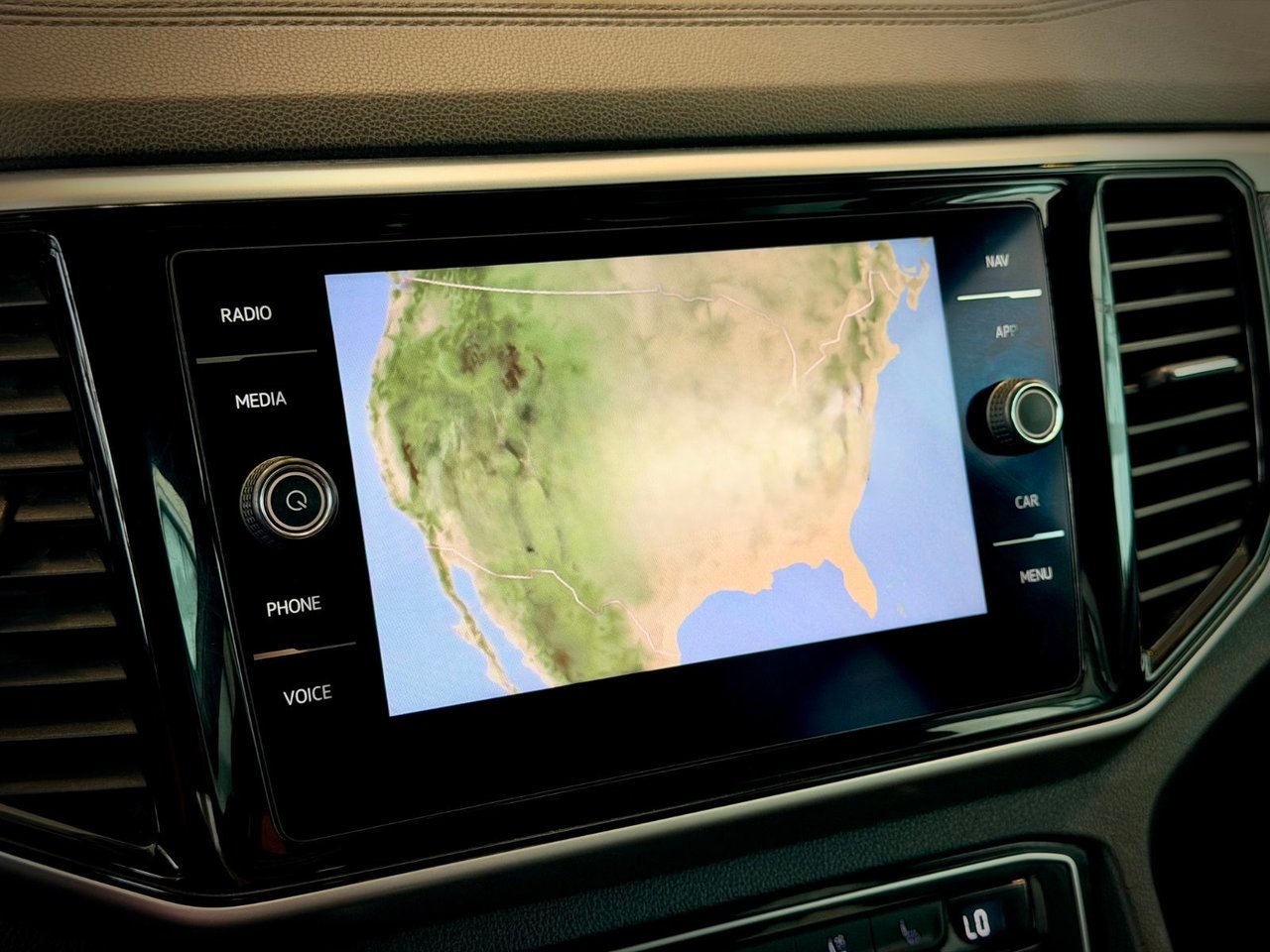 Volkswagen Atlas 2021 Blanc Notre-Dame-des-Prairies - photo #29