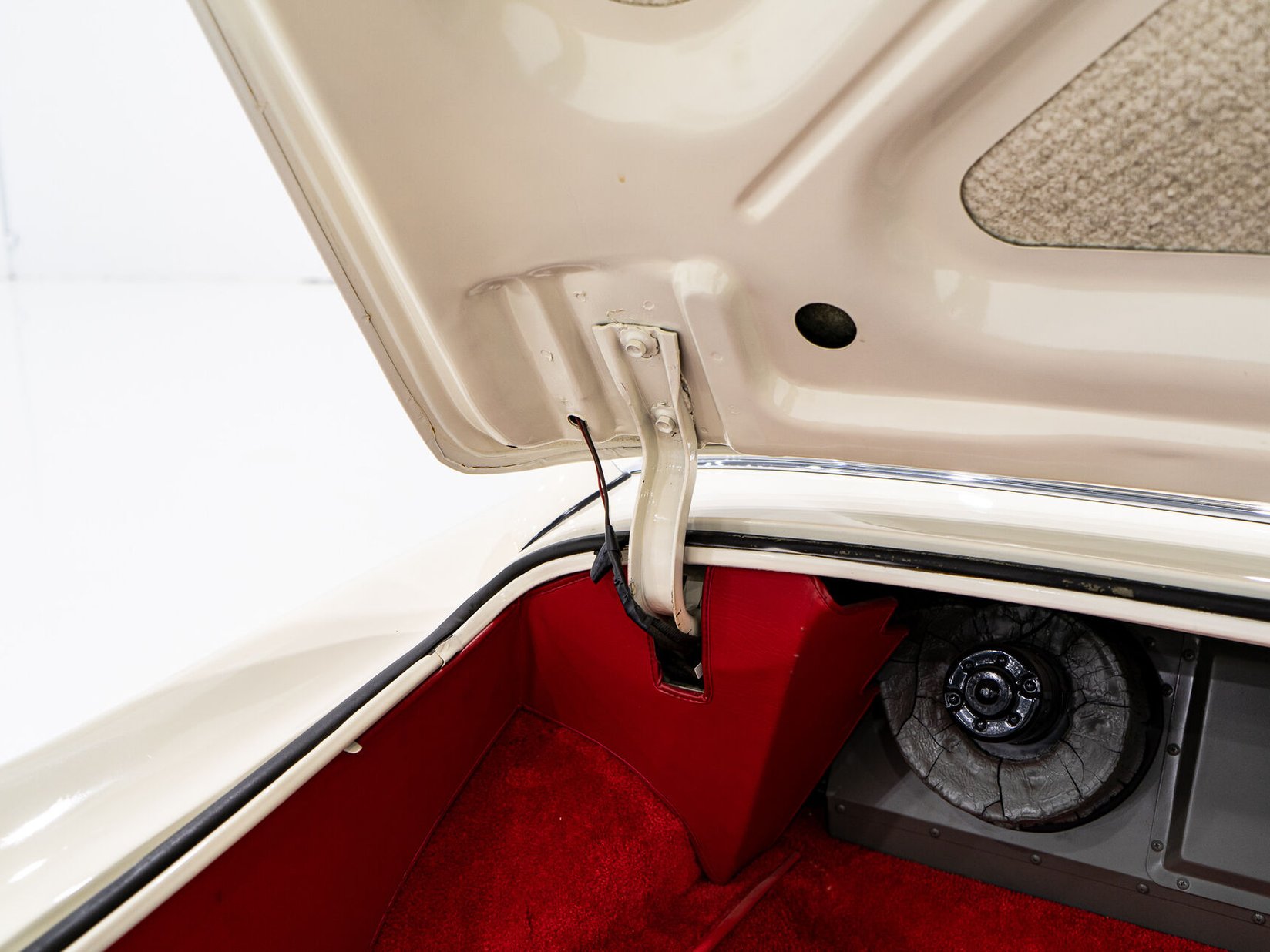 Cadillac Eldorado Seville With Factory A/C | PRIX EN USD 1956 Blanc Montréal - photo #92