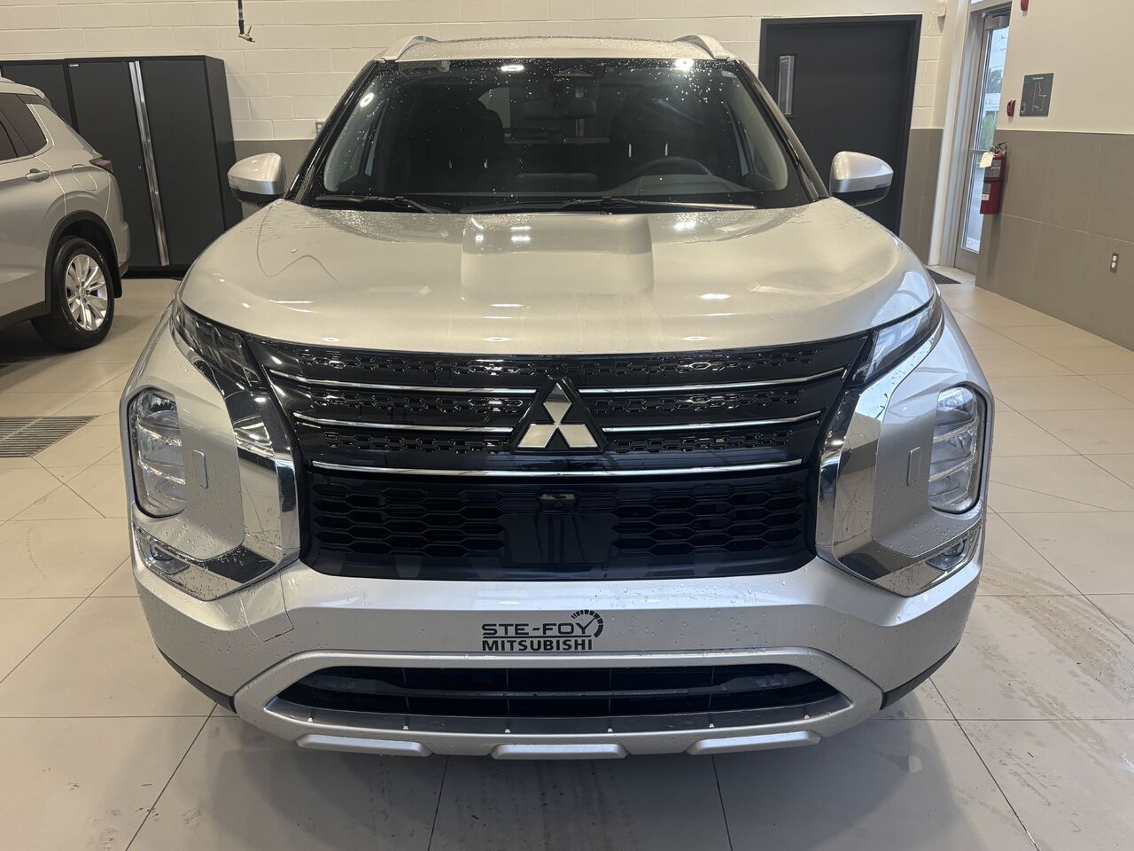 2024 Mitsubishi Outlander