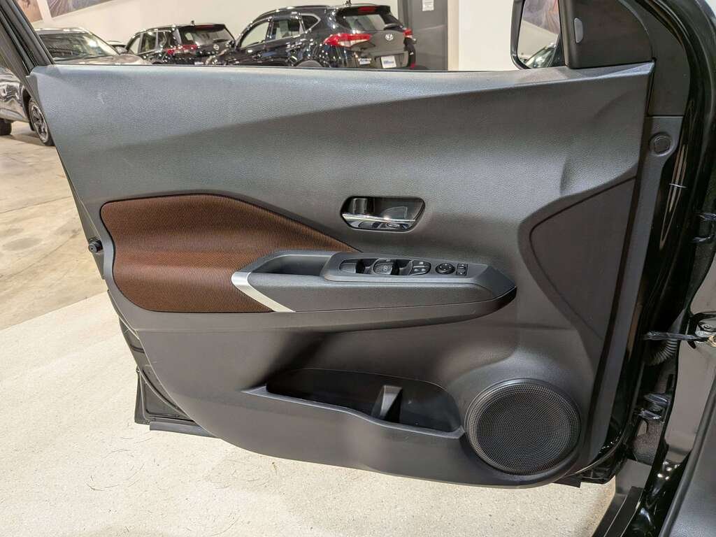 Nissan Kicks SR FWD 2024 Noir Val-David - photo #31