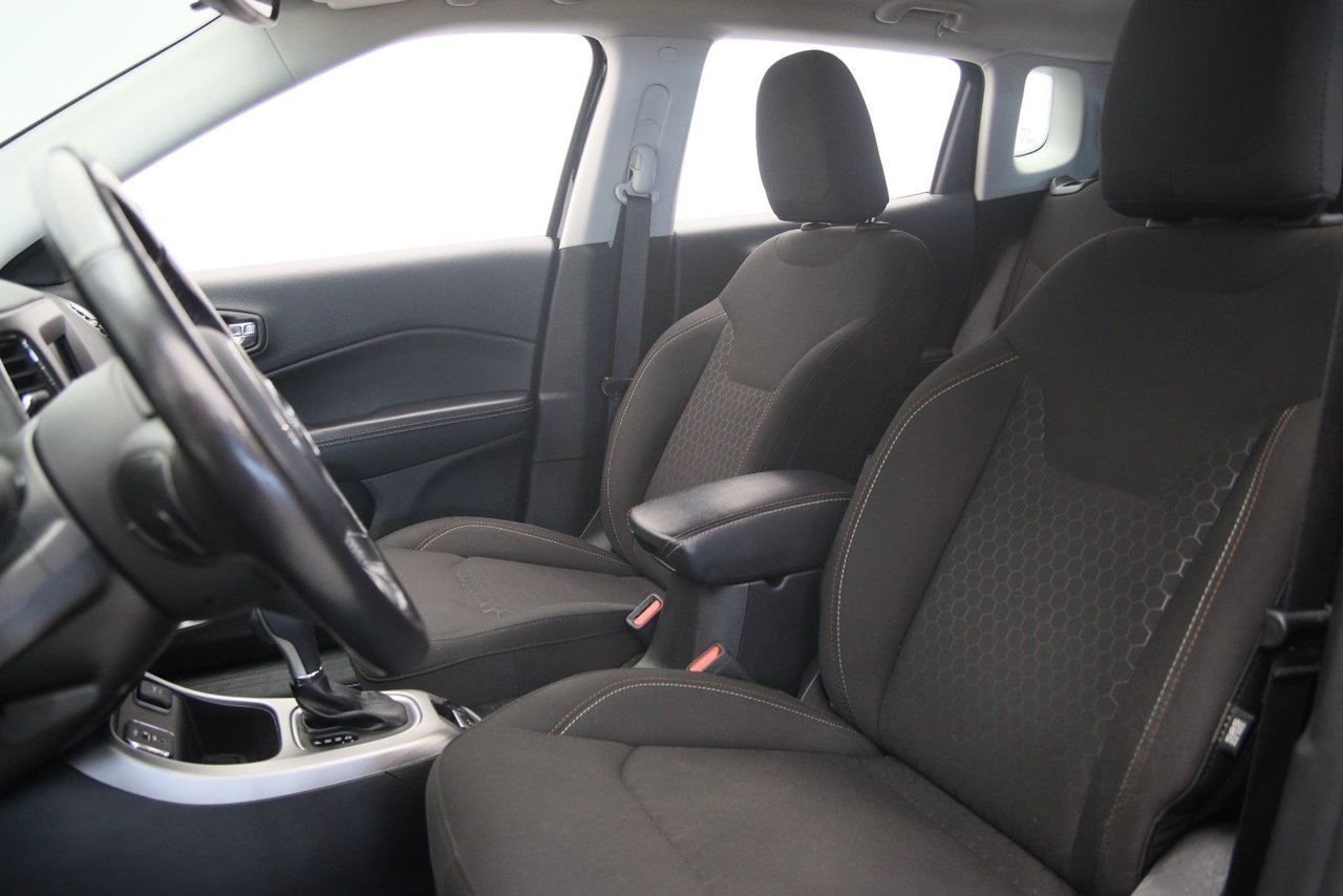 Jeep Compass NIV 3C4NJCAB3LT114859 2020 Noir Baie-Comeau - photo #5