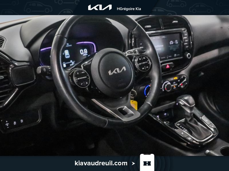 Kia Soul 2024 Rouge Laval - photo #10