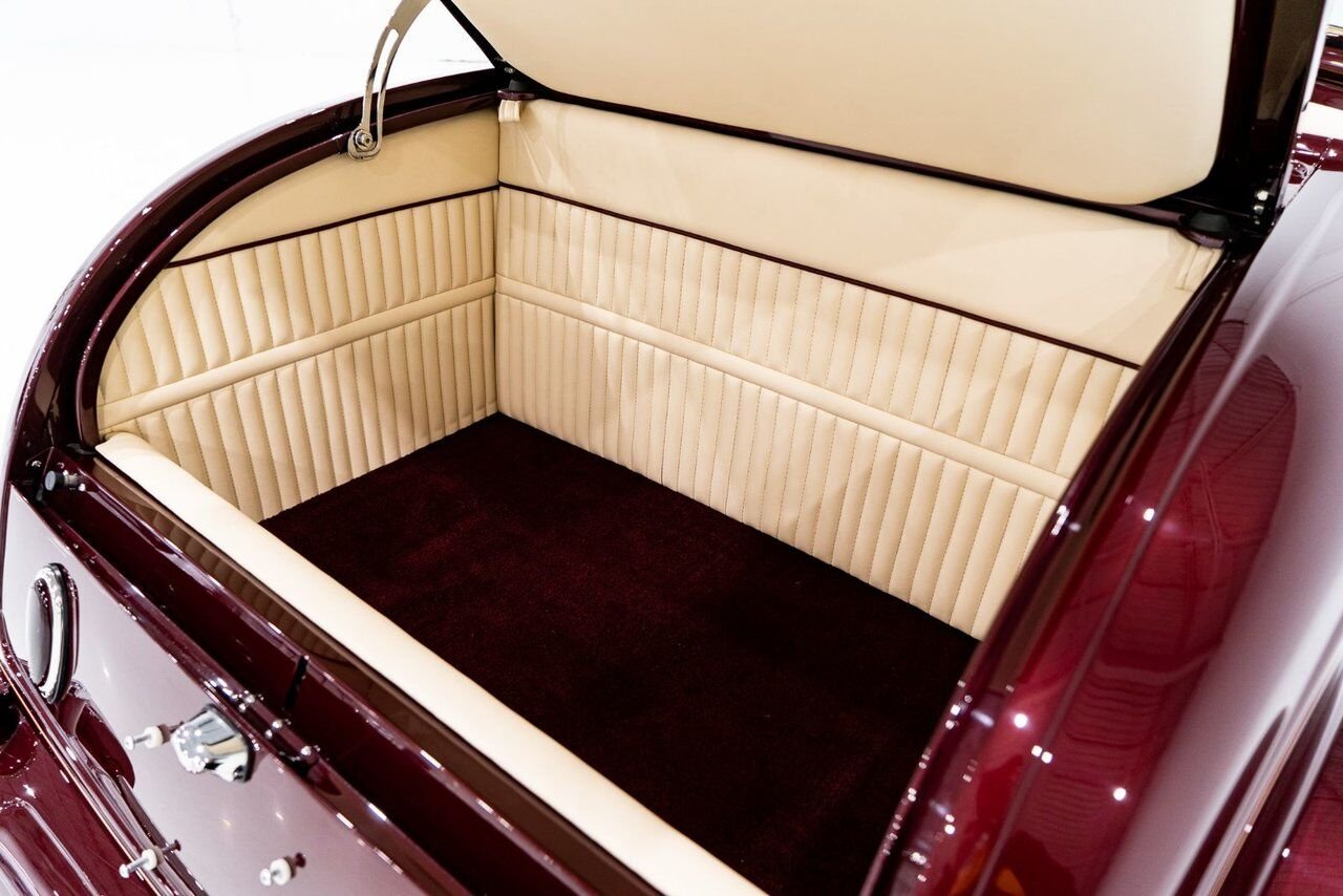 1932 Ford Highboy Lobeck creation spectacular presentation **PRICE IN USD** Red Montreal - photo #66