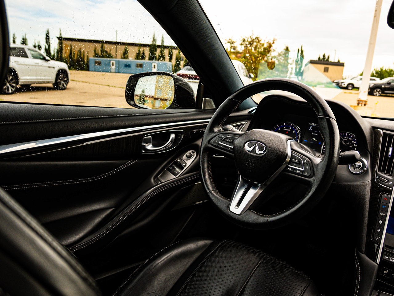 2017 INFINITI Q60 2dr Cpe 3.0t White Sherwood Park - photo #31