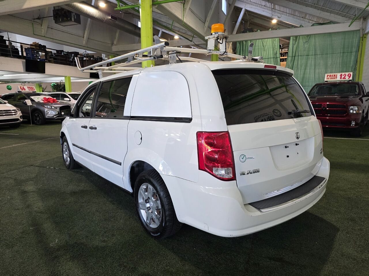 Ram Cargo Van 2013 Blanc Longueuil, - photo #3