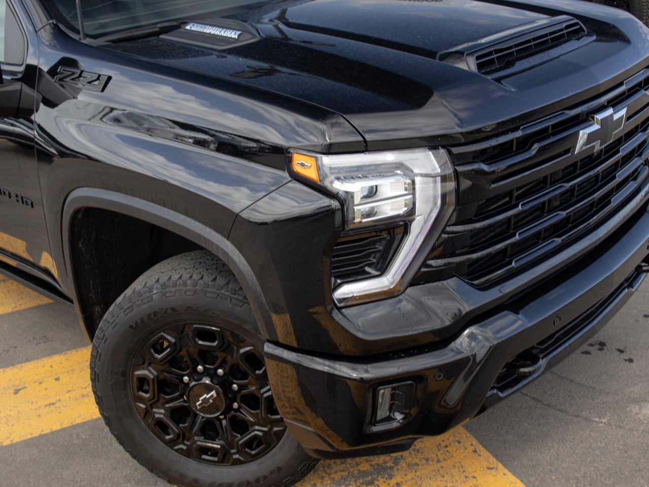 2024 Chevrolet Silverado 2500HD 4WD Crew Cab 159 LTZ Black Sherwood Park - photo #15