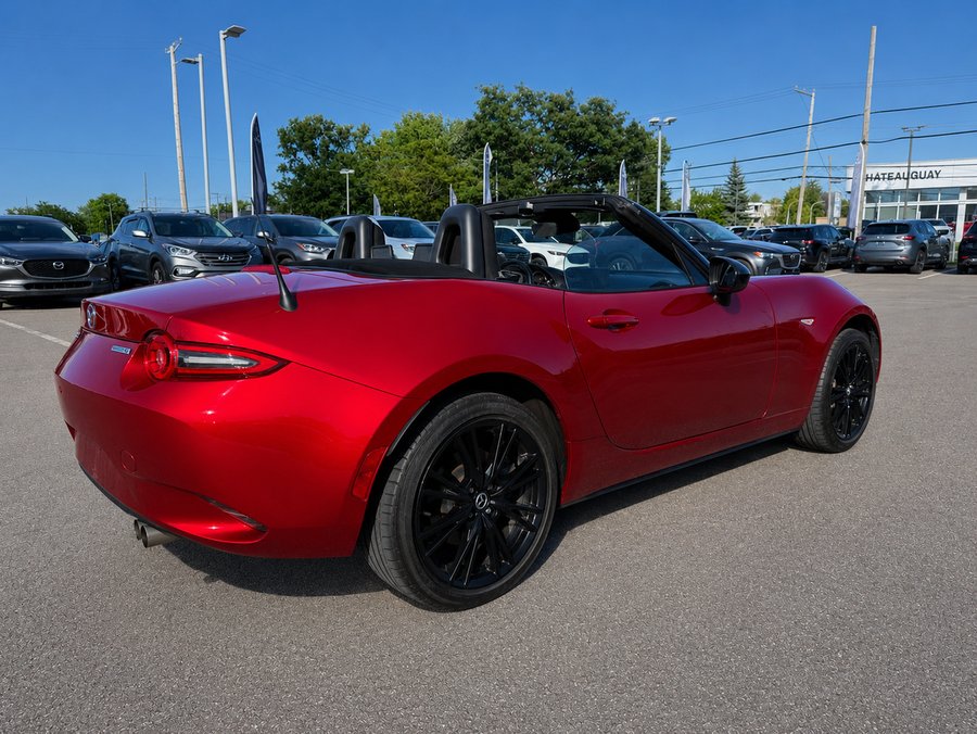 2025 Mazda MX-5 2025 Red