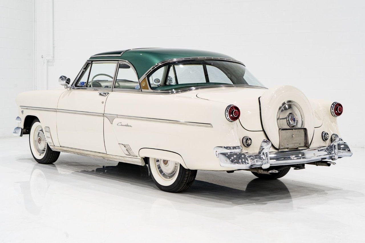 1954 Ford Crestline Skyliner rare glass top long term ownership White Montreal - photo #29
