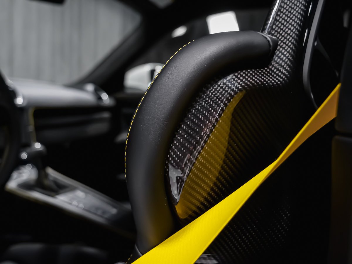 Porsche 718 Cayman GT4 RS 2025 Blanc Montréal - photo #26