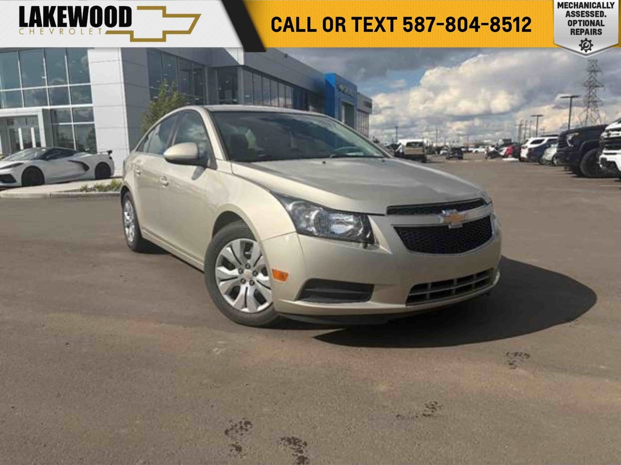 2014 Chevrolet Cruze 4dr Sdn 1LT Beige Sherwood Park - photo #0