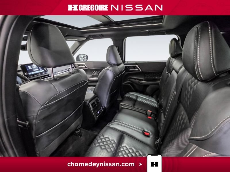 2024 Mitsubishi Outlander Black Saint-Eustache - photo #26