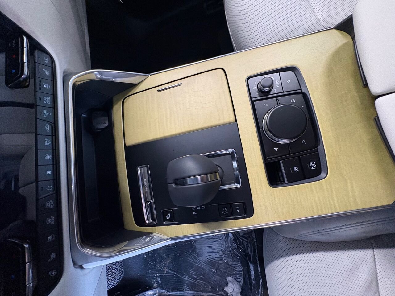 2026 MAZDA CX-90 PHEV Signature TI Machine Grey Metallic Châteauguay - photo #10