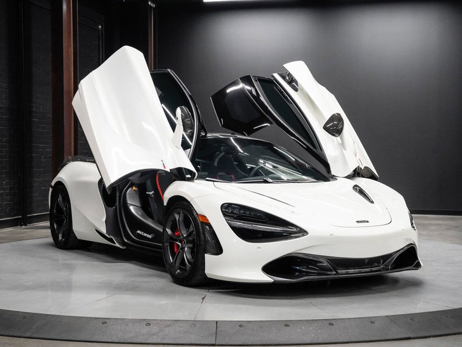 2018 McLaren 720S 2018 White